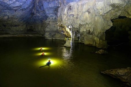 Trong số 57 hang động mới được các chuyên gia công bố, hang Tiên 2 được đánh giá là hang động rất đẹp. Hang này vừa được tỉnh Quảng Bình cấp phép đón khách vào đầu tháng 7. (Ảnh: Internet)