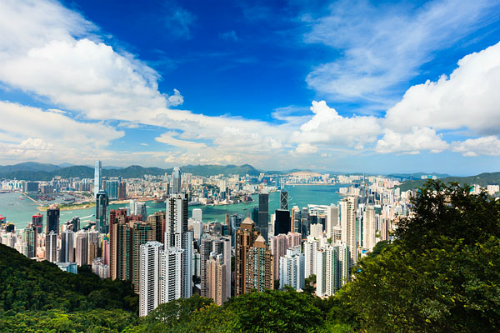 Hong Kong có nhiều trung tâm tài chính quan trọng và vô số toà nhà cao chọc trời nhất trên thế giới. Ảnh: Coolephotography.