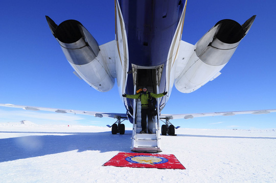 Sân bay quốc tế Unknown của Nam Cực. Ảnh: White Desert 