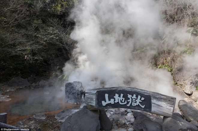 Nhật Bản nằm trên vành đai lửa Thái Bình Dương, nổi tiếng với rất nhiều trận động đất và núi lửa.