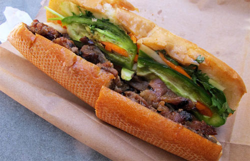 Bánh mì của Việt Nam từng nhiều lần nằm trong danh sách các món ăn ngon nhất thế giới. Ảnh: Julie deshaies.