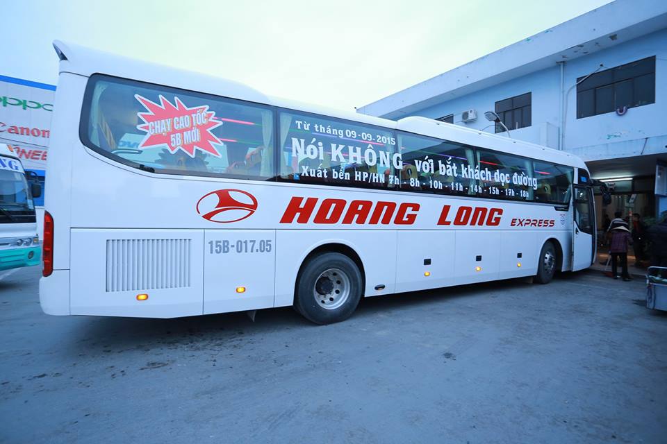 Xe Hoàng Long đi đường cao tốc 5B tuyến Cát Bà - Hải Phòng