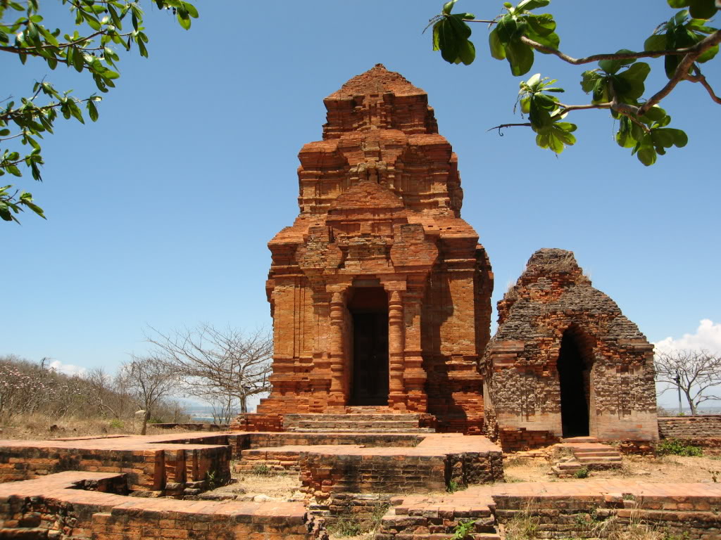Kỳ bí tháp Chàm Poshanư - ChuduInfo
