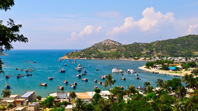 Biển Ninh Chữ với nhiều đường vòng cung tuyệt đẹp