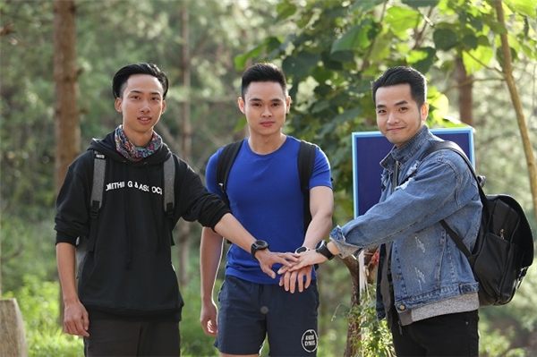 Đội 2: Phạm Hồng Phước, Kỳ Nam, Quý Nguyễn. 