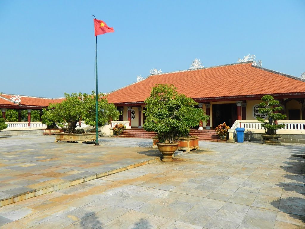 Khu lưu niệm cố Thủ tướng Phạm Văn Đồng