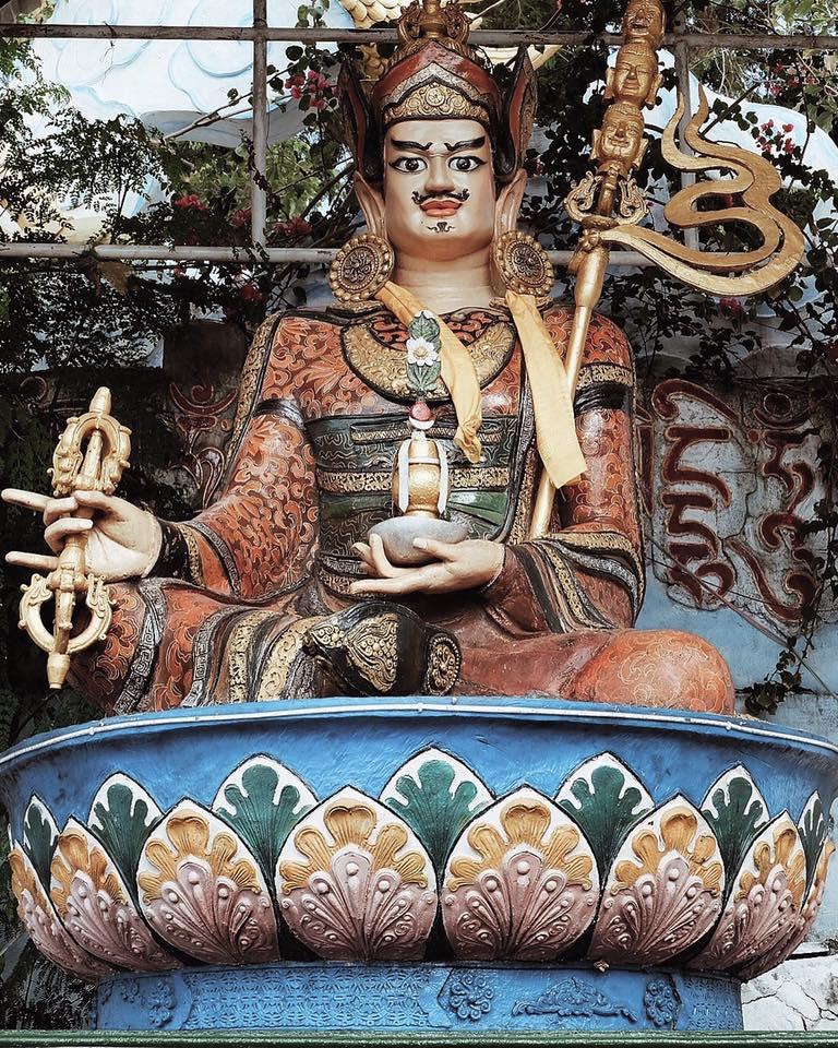 Tượng Phật theo văn hóa người Tây Tạng