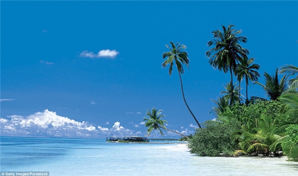 Thiên đường du lịch nổi tiếng với nắng vàng biển xanh cát trắng... 
