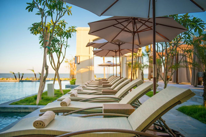 Với sự có mặt của khu Quần thể nghỉ dưỡng 5 sao FLC Samson Beach & Golf Resort nằm giáp khu du lịch biển Sầm Sơn, bạn sẽ có thêm một địa chỉ tuyệt vời để tận hưởng vẻ đẹp của Sầm Sơn.
