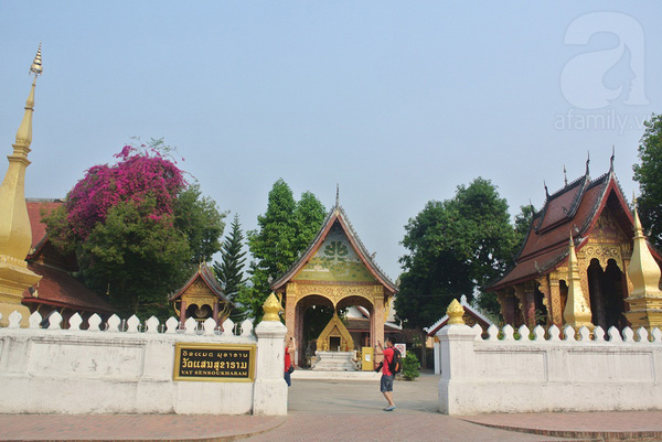 Các ngôi chùa ở Lào đều có kiến trúc tinh xảo.
