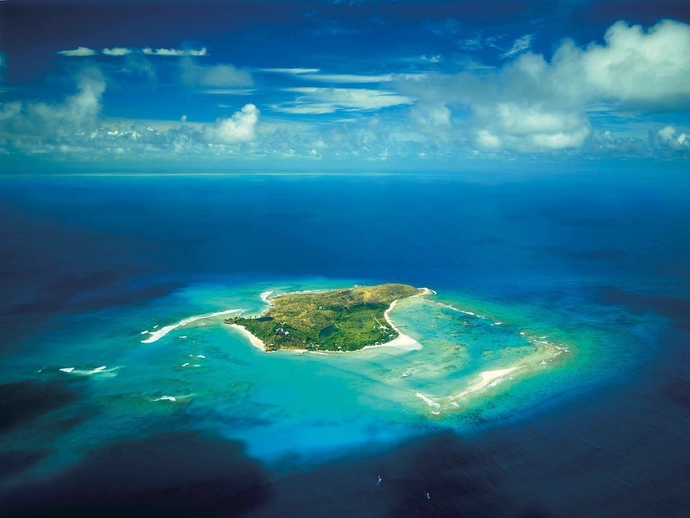 Điểm dừng chân tiếp theo trong chuyến hành trình đi về miền nhiệt đới của ông Obama và bà Michelle là hòn đảo tư nhân Necker Island, cách Miami (bang Florida) gần 200 km. 