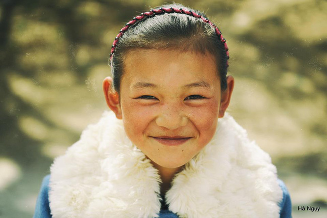 Một em bé người Tạng.