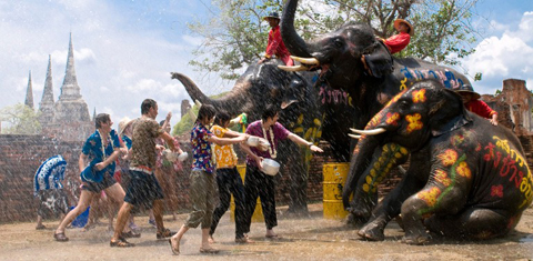 Lễ hội Songkran - Lễ hội Té nước mừng Năm mới