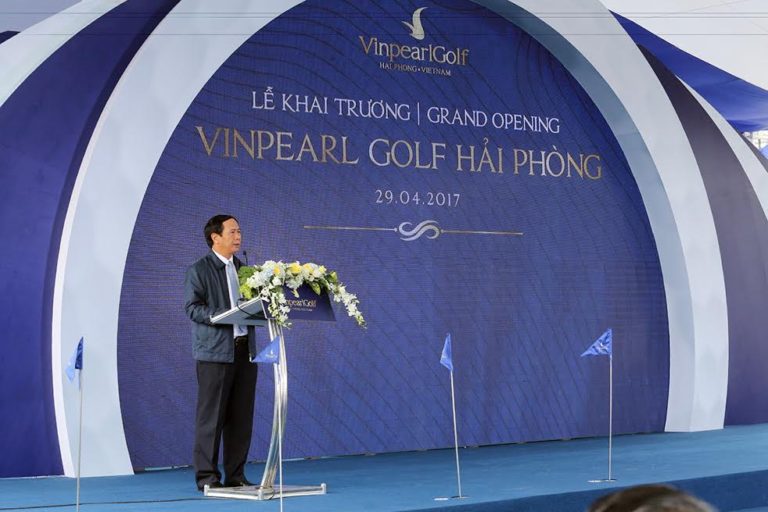 Đồng chí Lê Văn Thành, Bí thư Thành ủy Hải Phòng phát biểu tại buổi lễ.