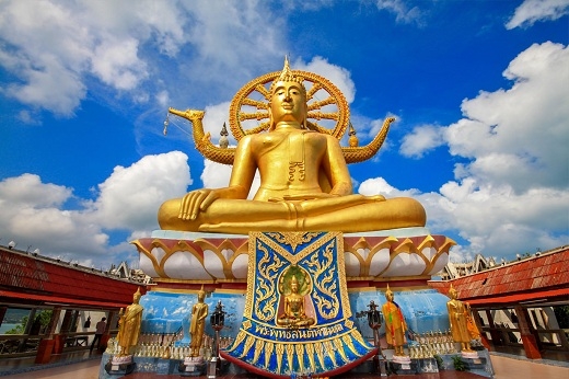 Tượng Phật khổng lồ thật sự là một địa điểm đáng ghé thăm.
