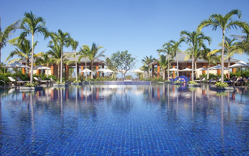 Hồ bơi ngoài trời của Sunrise Premium Resort Hội An