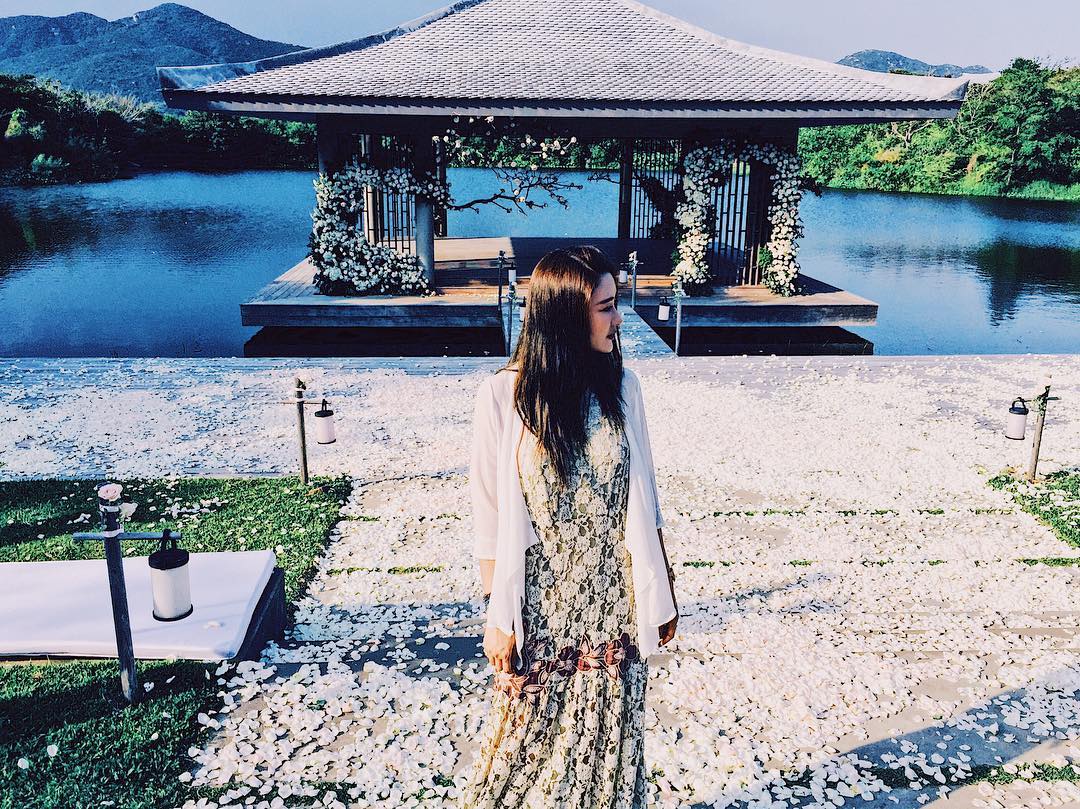 Căn nhà yoga giữa hồ - địa điểm check - in yêu thích nhất tại Amanoi. 陳艾熙 AmberChen on Instagram