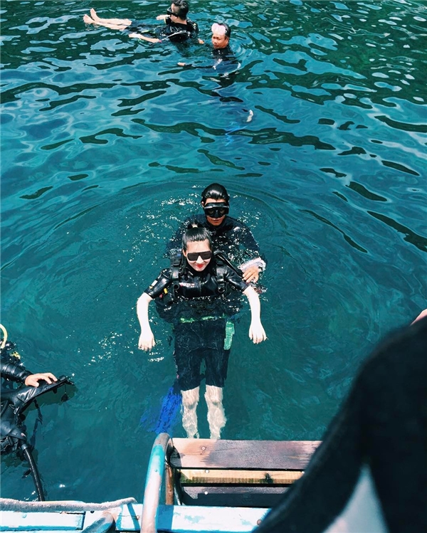 Lặn ngắm san hô là hoạt động thú vị và đáng thử nhất khi đến Cù lao Chàm. (Ảnh: Instagram @huynhtrang1998)