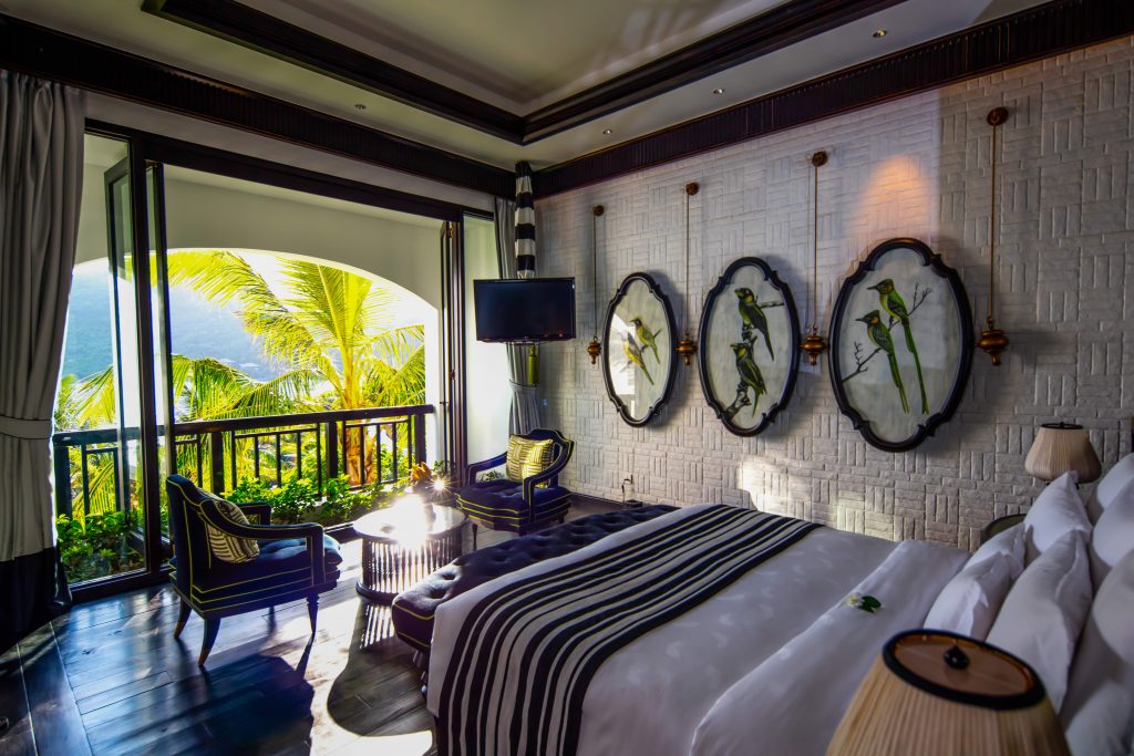 1 Bedroom Club Peninsula Suite Ocean View