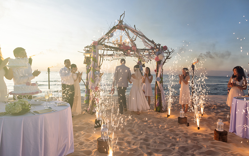 Beach-Weddings-at-Anantara-Mui-Ne-Resort(8)