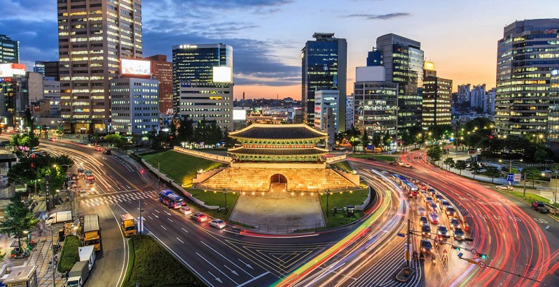 Một Seoul vừa hiện đại lại vừa cổ kính.