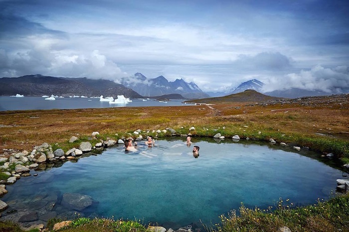 10-worlds-best-healing-hot-springs-142942901