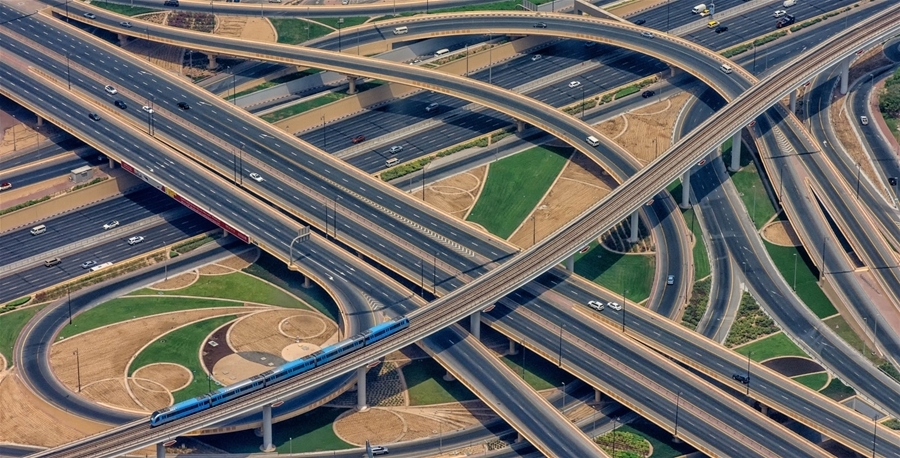 Một nút giao thông Dubai nhìn từ trên cao. (Ảnh: Truman Adrian Lobato De Faria)