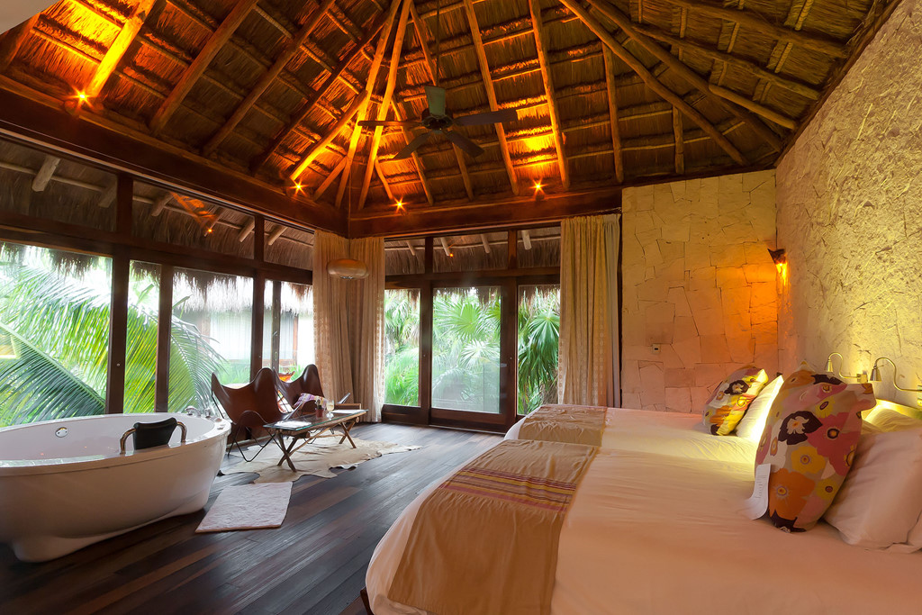 Be Tulum, Riviera Maya, Mexico: Phòng suite Fuego này giống như một giấc mơ, với vườn riêng và bể bơi nằm dưới những tán cọ xanh. Ảnh: DifferentWorld.