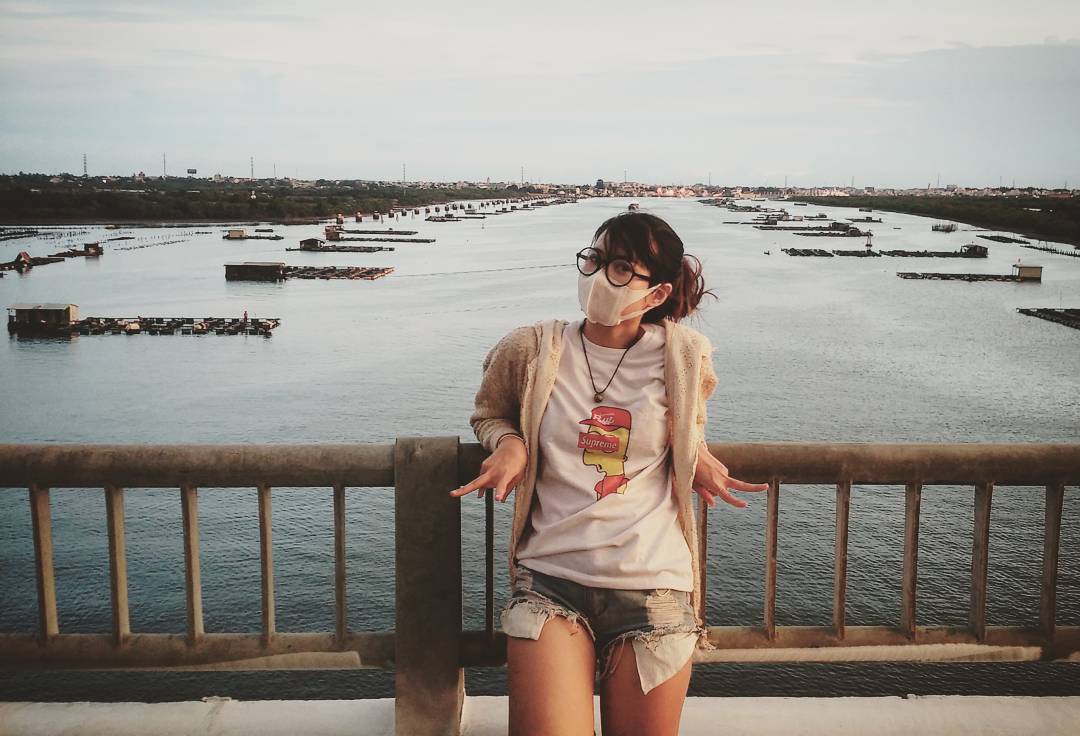 Làng Bè Gò Găng cách biển Vũng Tàu khoảng 15 km, là một nơi lý tưởng để bạn cùng bạn bè hay người thân của mình vui chơi, ăn uống, câu cá và khám phá các nhà bè nuôi trồng hải sản…Anthony Vũ on Instagram 