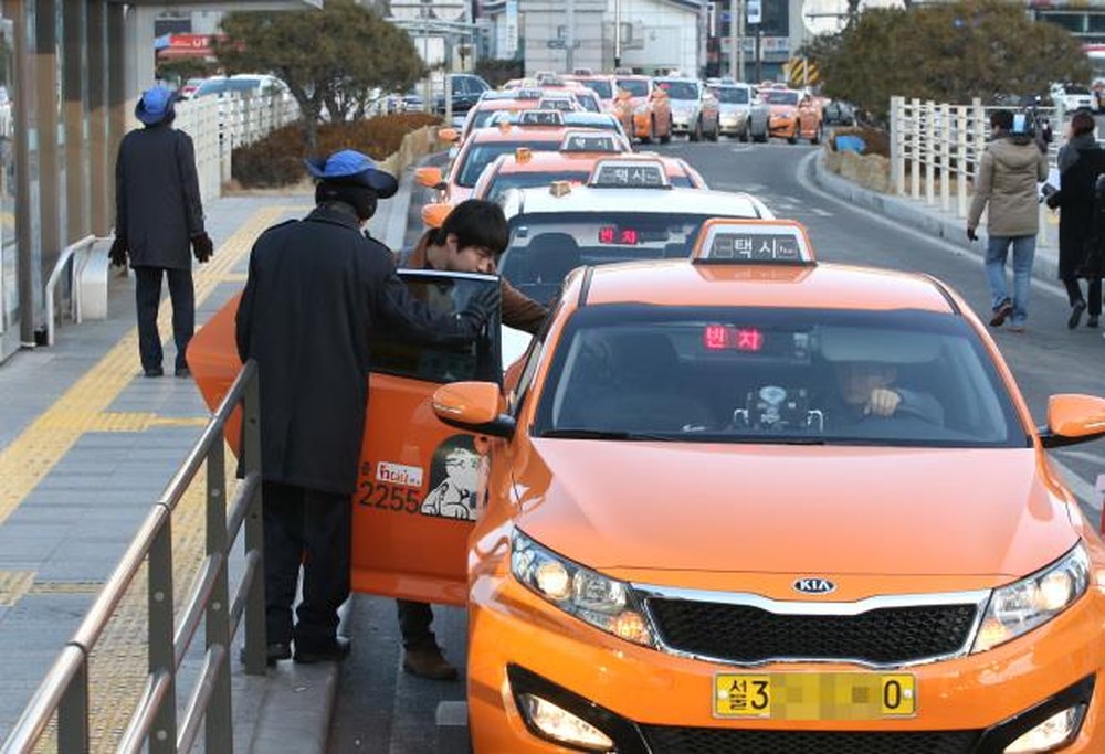 Những điều cần biết để tiết kiệm chi phí khi đi taxi tại Hàn Quốc -  ChuduInfo