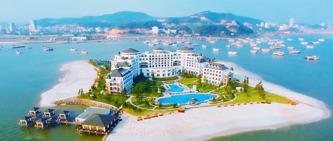 resort Hạ Long