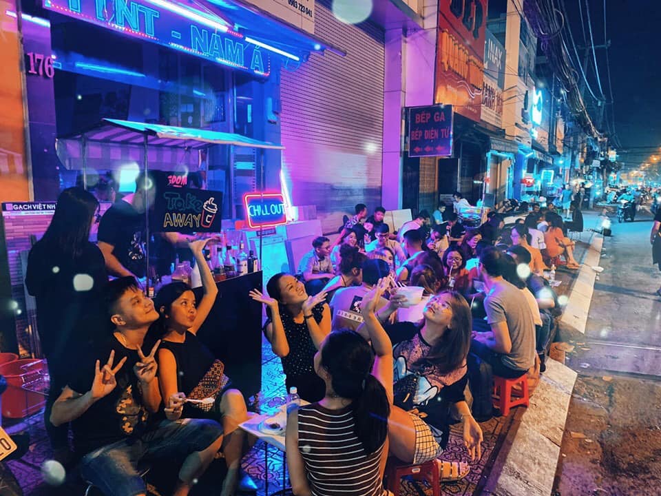 Top 7 quán beer bình dân tha hồ “chill sương sương” của team Sài Gòn