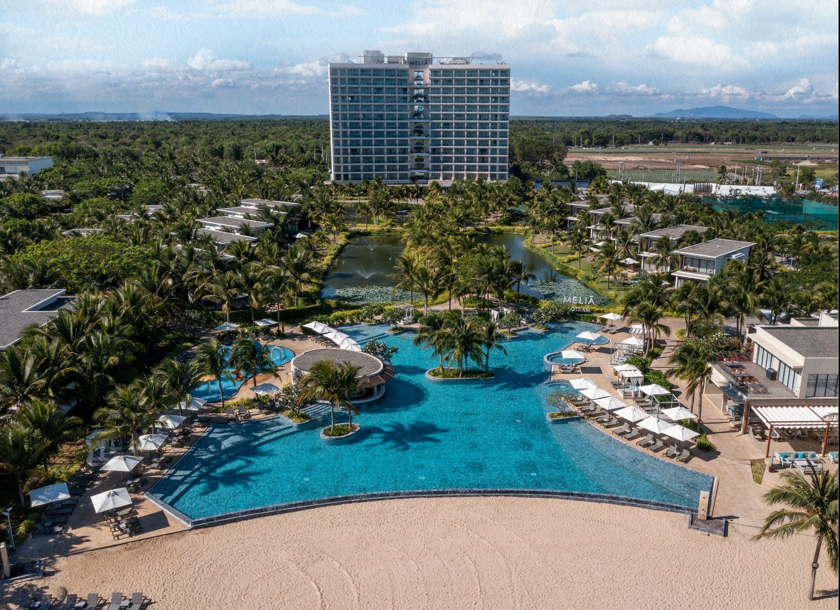 Ưu đãi đầu năm Melia Hồ Tràm Beach Resort 2023 1