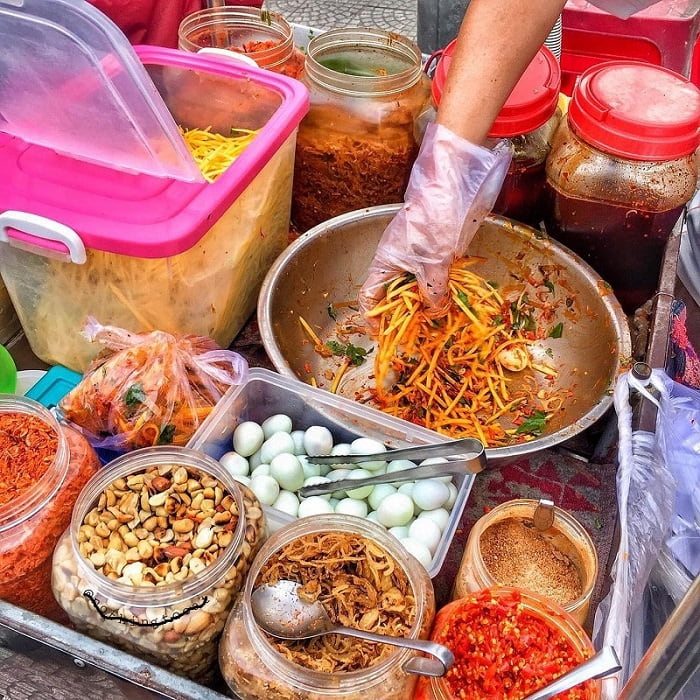 địa điểm ăn vặt nổi tiếng Đà Nẵng 3