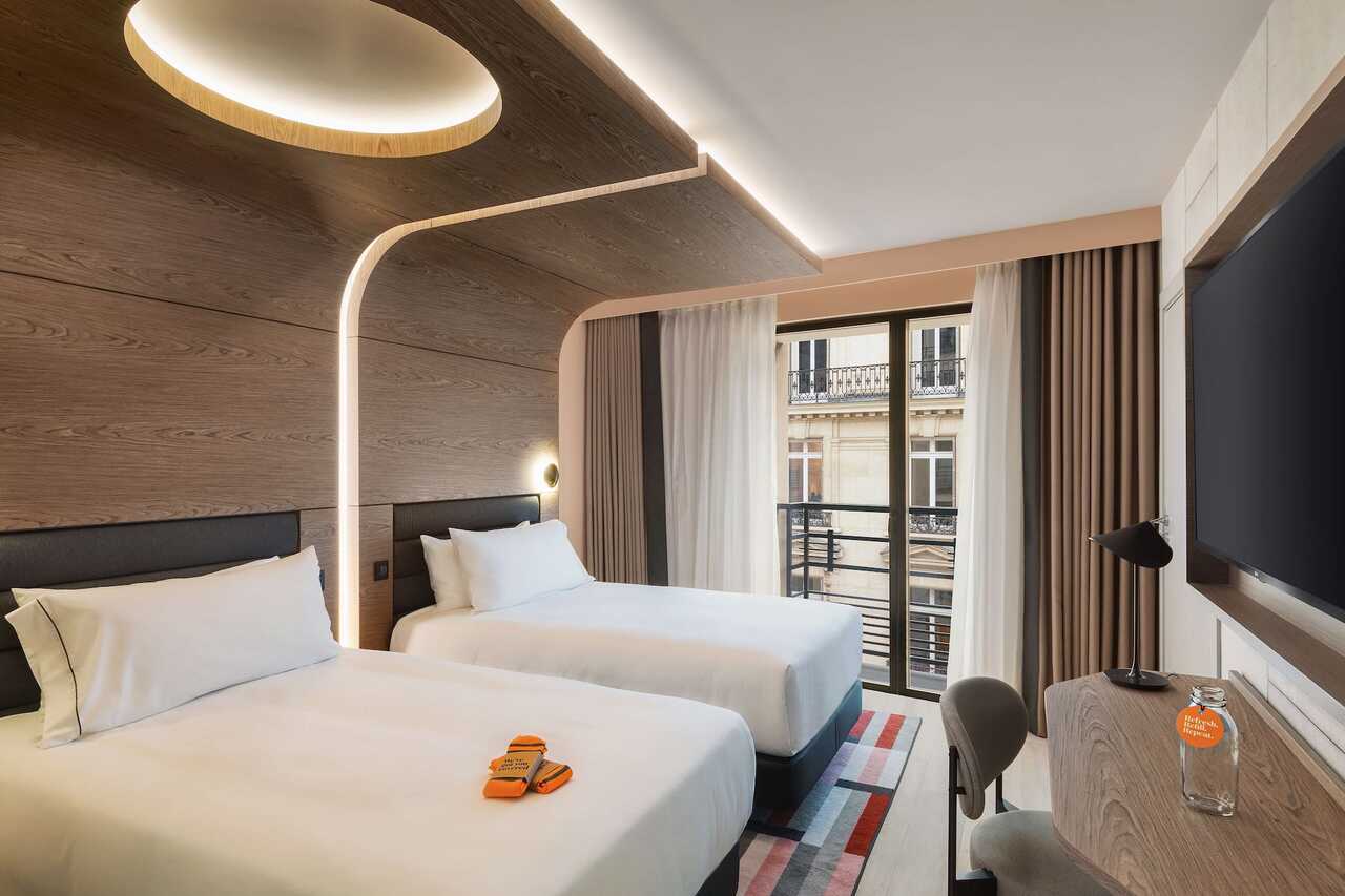 review khách sạn Canopy by Hilton Paris Trocadero 4